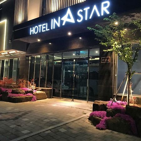 Instar Tourist Hotel Tegu Kültér fotó