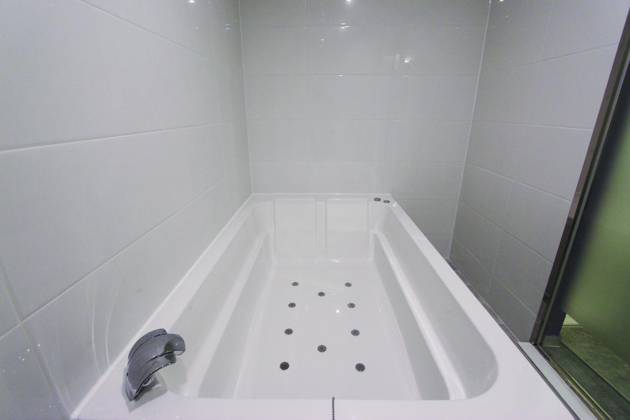 Instar Tourist Hotel Tegu Szoba fotó