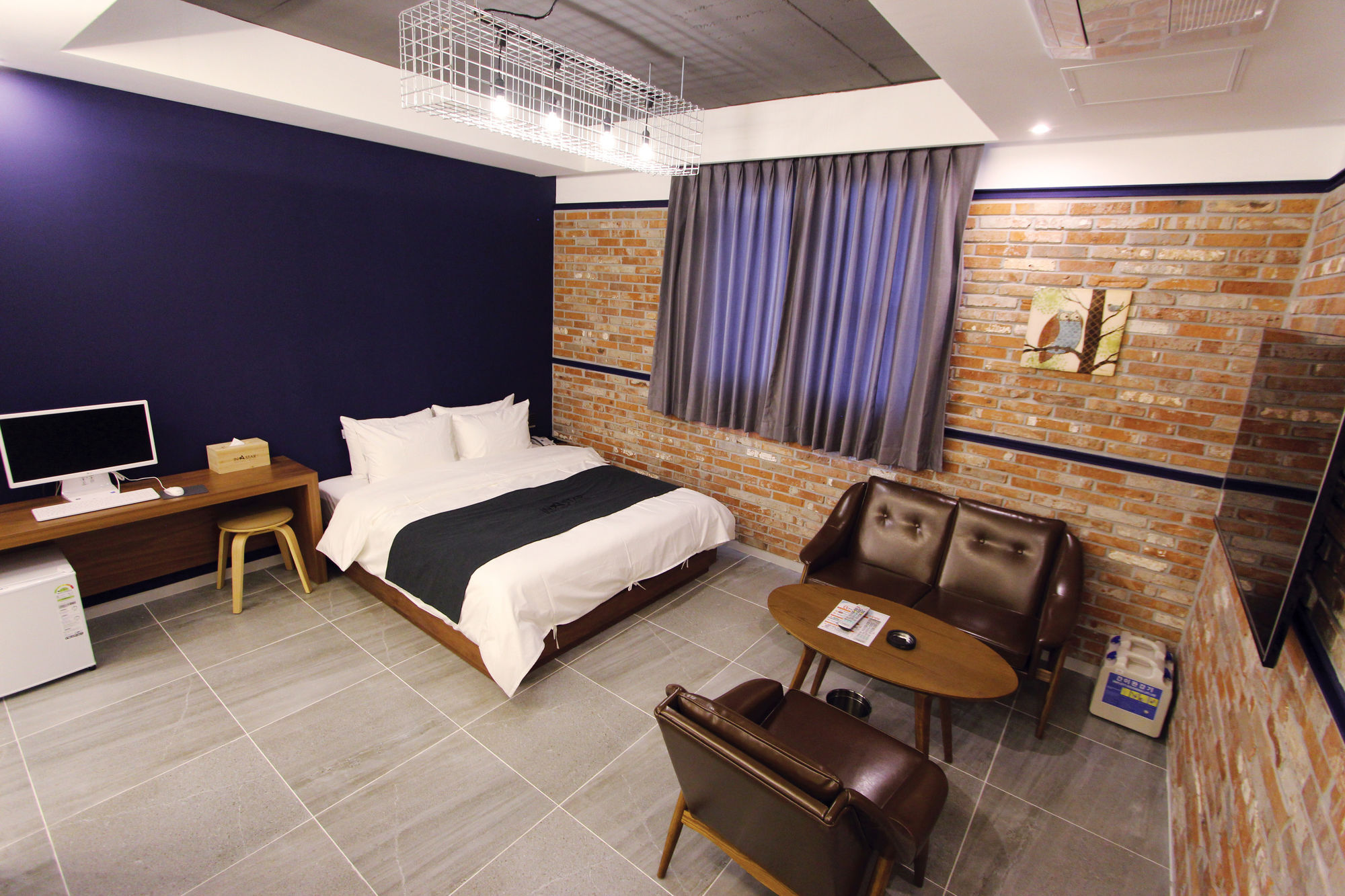 Instar Tourist Hotel Tegu Kültér fotó