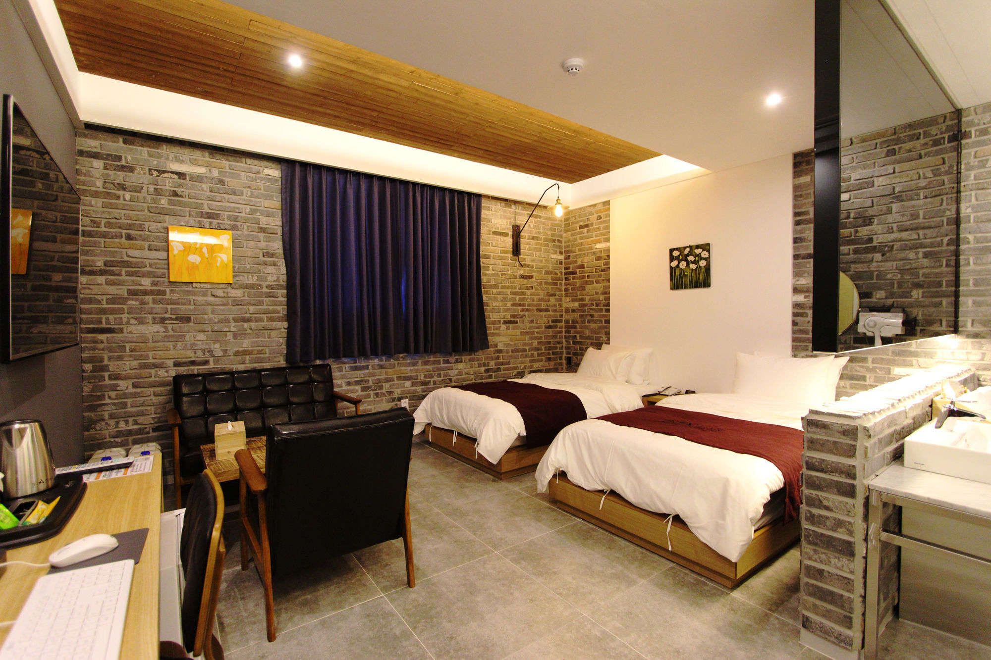 Instar Tourist Hotel Tegu Kültér fotó